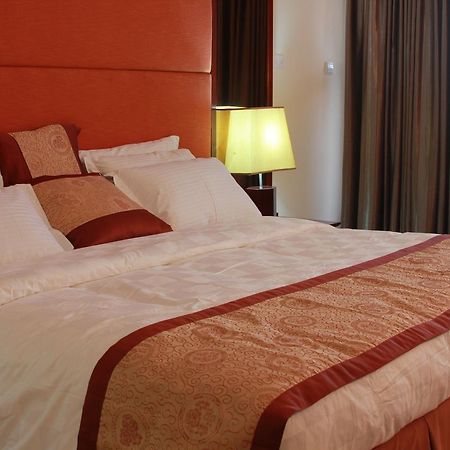 Royal Nick Hotel Lashibi Dış mekan fotoğraf