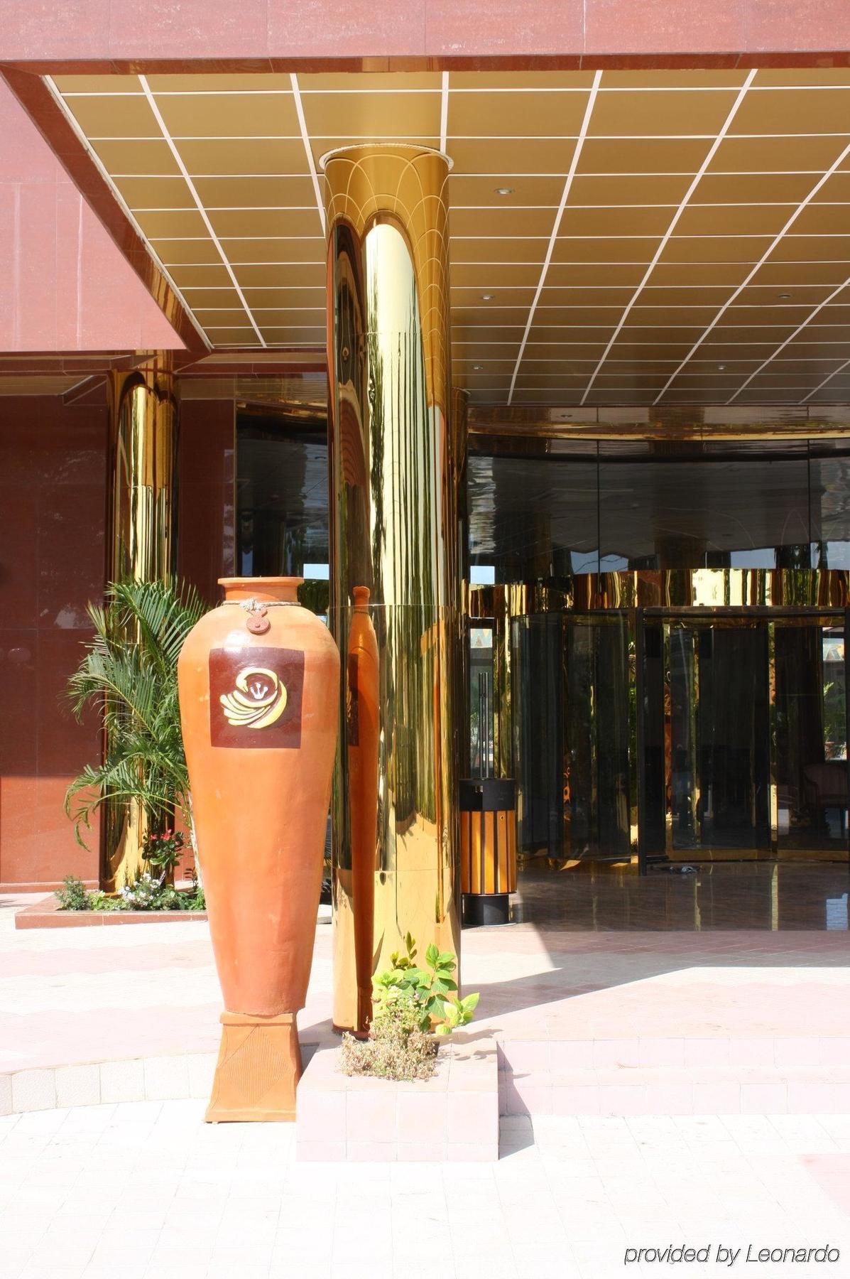 Royal Nick Hotel Lashibi Dış mekan fotoğraf