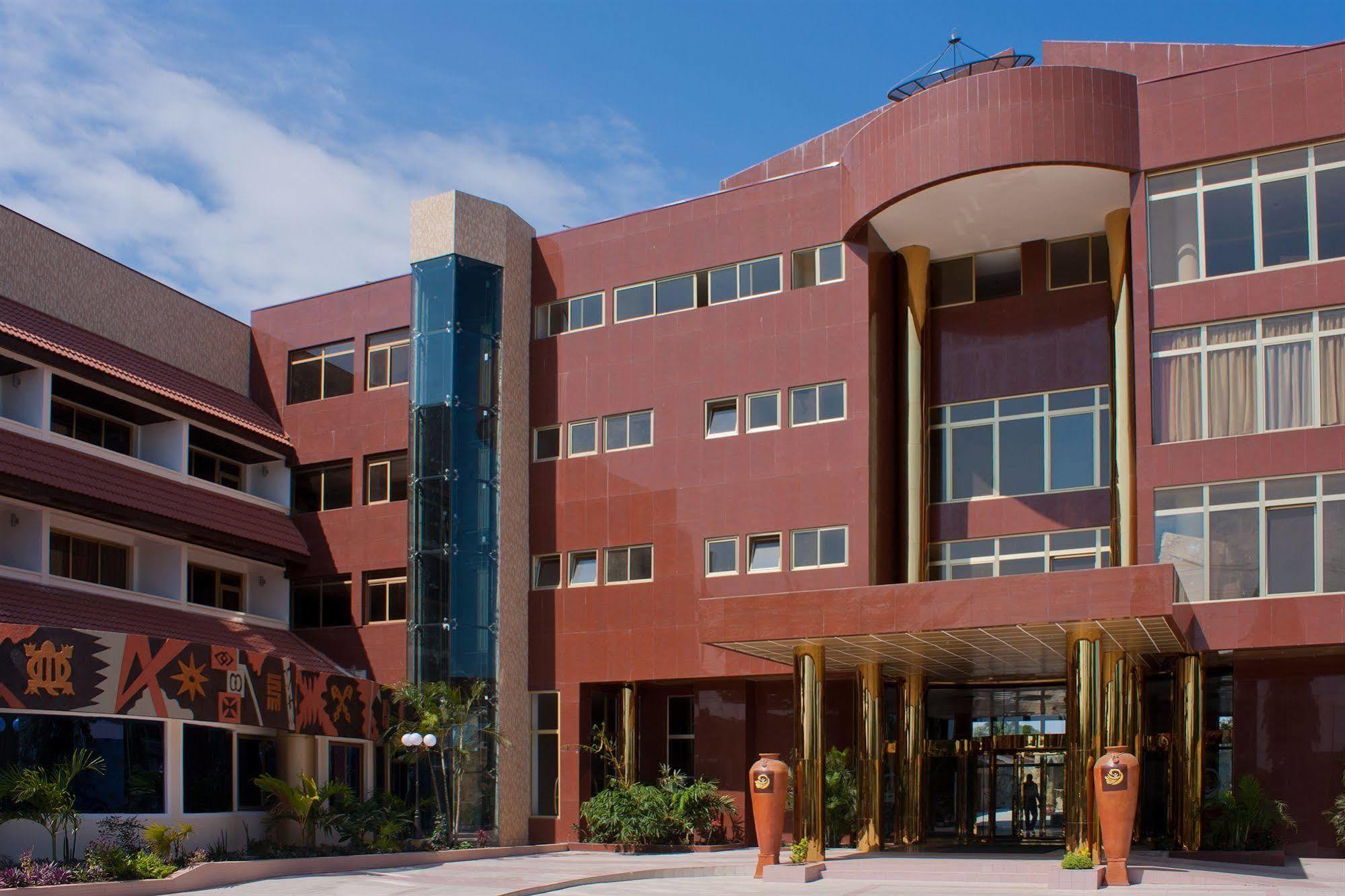 Royal Nick Hotel Lashibi Dış mekan fotoğraf