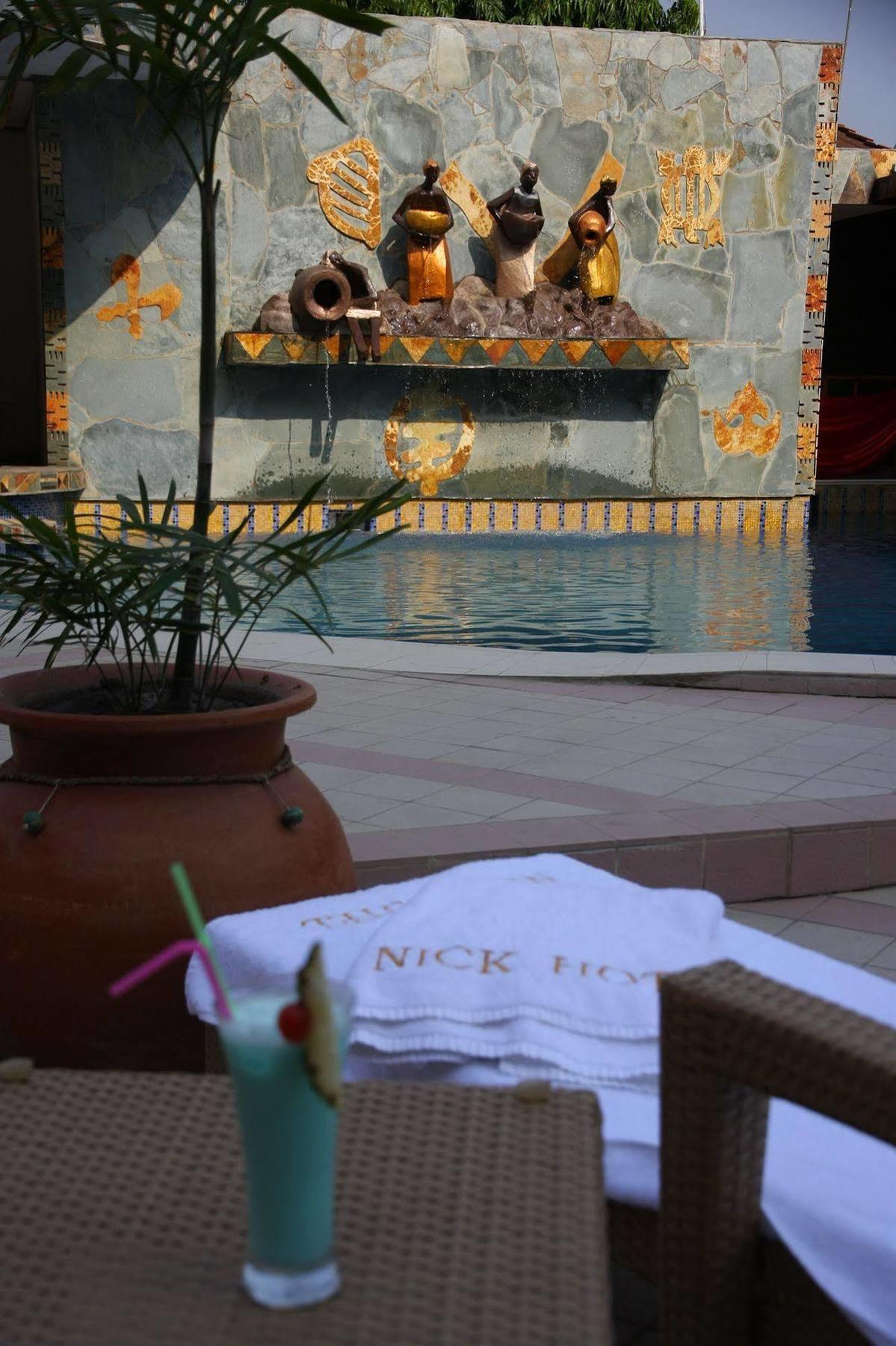 Royal Nick Hotel Lashibi Dış mekan fotoğraf