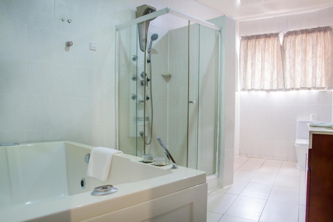 Royal Nick Hotel Lashibi Dış mekan fotoğraf