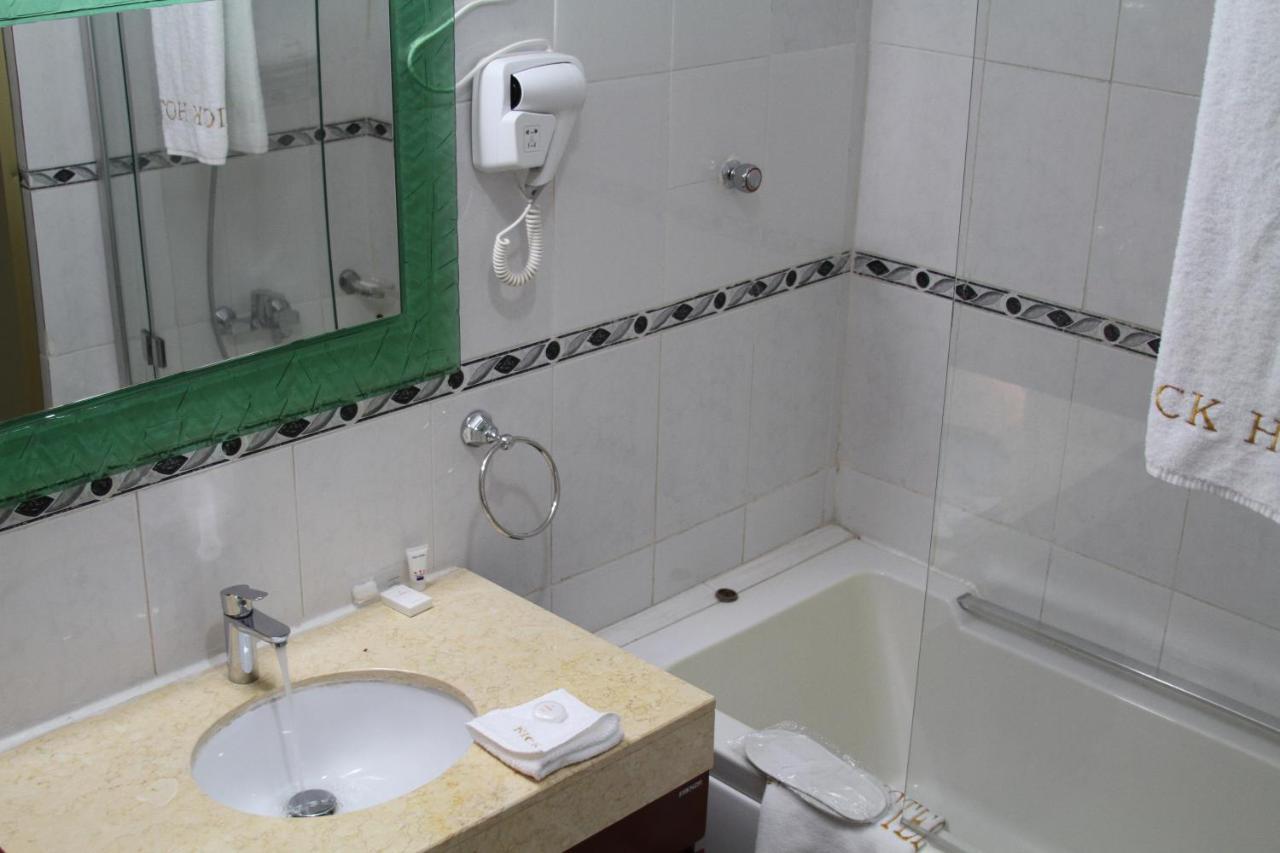 Royal Nick Hotel Lashibi Dış mekan fotoğraf