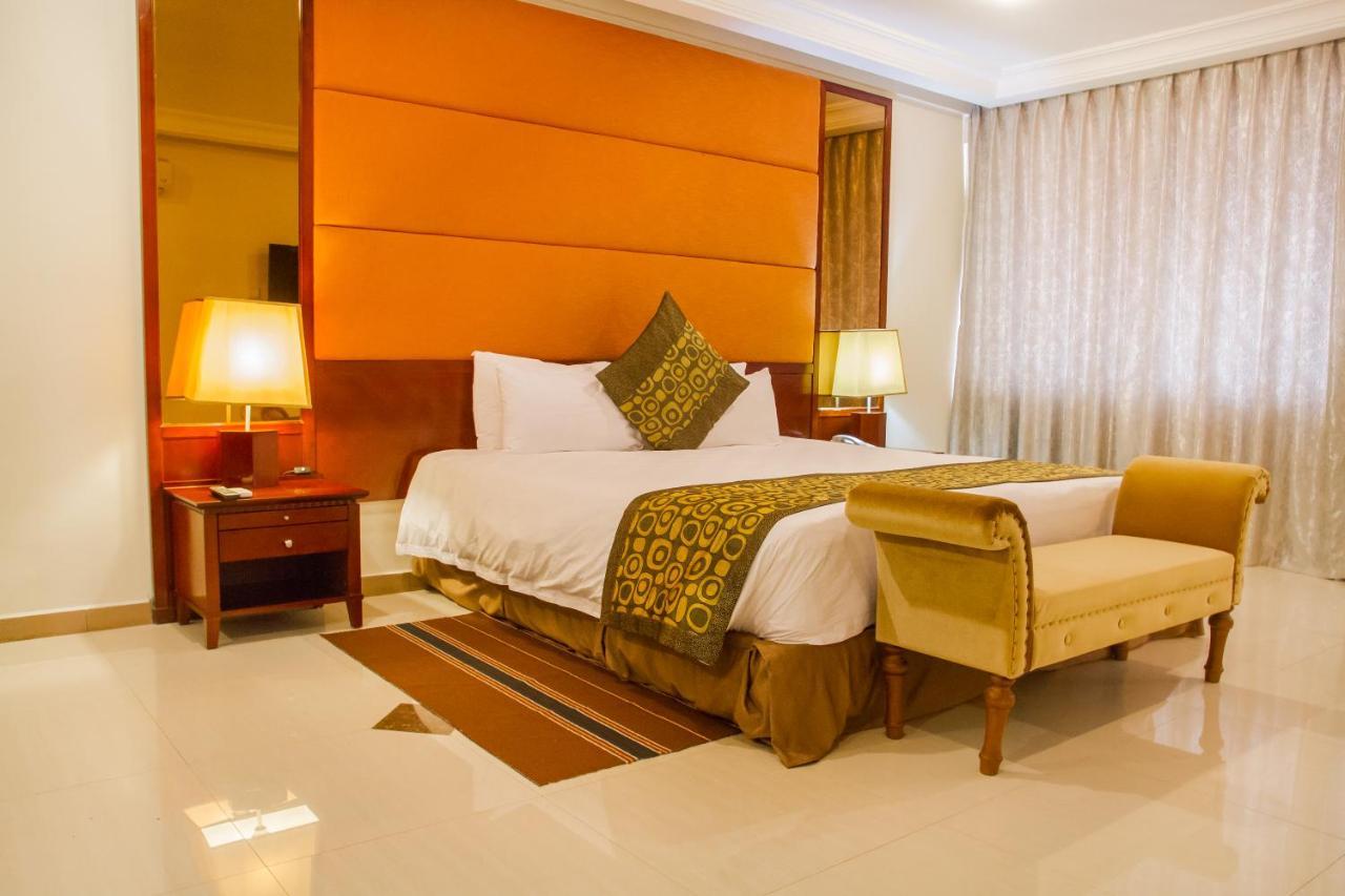 Royal Nick Hotel Lashibi Dış mekan fotoğraf